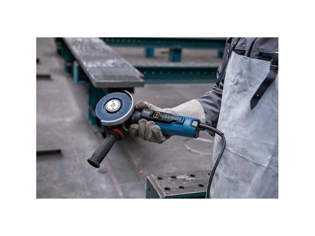 Bosch professional - haakse slijper - 150mm 1700w - afbeelding 2 van  3