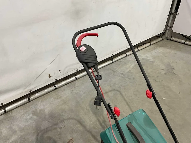 Bosch rotak 32 gazonmaaier - afbeelding 5 van  5