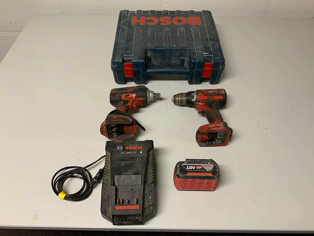 Bosch schroefmachine / slagmoersleutel - afbeelding 1 van  7