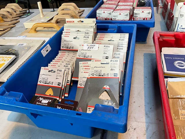 Bosch schuurpapier - afbeelding 1 van  5