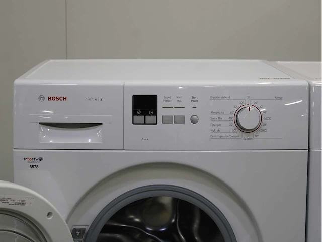Bosch serie|2 wasmachine & bosch serie|4 selfcleaning condenser wasdroger - afbeelding 3 van  8