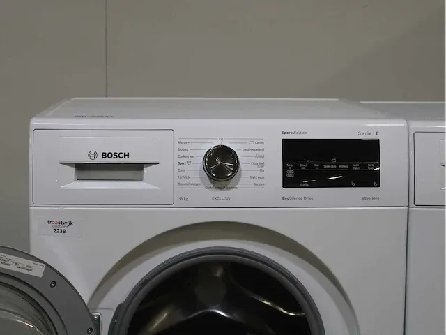 Bosch serie|6 sportsedition ecosilence drive exclusiv wasmachine & bosch serie|6 sportsedition selfcleaning condenser exclusiv droger - afbeelding 3 van  8