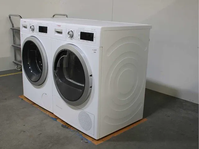 Bosch serie|8 i-dos wasmachine & bosch serie|8 selfcleaning condenser droger - afbeelding 7 van  8