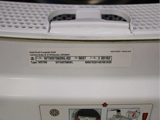 Bosch serie|8 i-dos wasmachine & bosch serie|8 selfcleaning condenser wasdroger - afbeelding 8 van  8