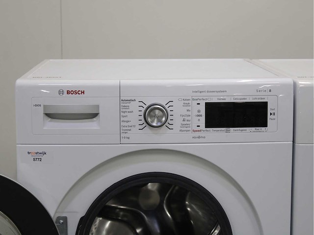 Bosch serie|8 i-dos wasmachine & bosch serie|8 selfcleaning condenser wasdroger - afbeelding 3 van  8