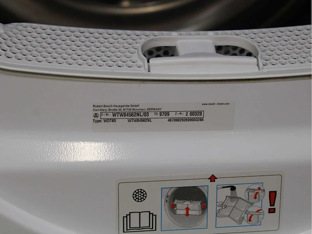Bosch serie|8 i-dos wasmachines & bosch serie|8 selfcleaning condenser wasdrogers - afbeelding 8 van  8