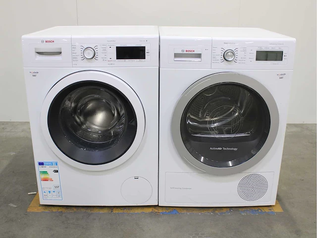 Bosch serie|8 varioperfect wasmachine & bosch homeprofessional selfcleaning condenser wasdroger - afbeelding 1 van  8