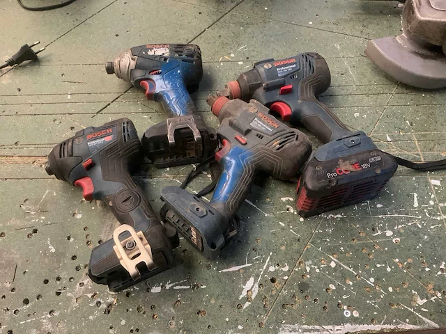 Bosch slagschroefmachine (4x) - afbeelding 1 van  10