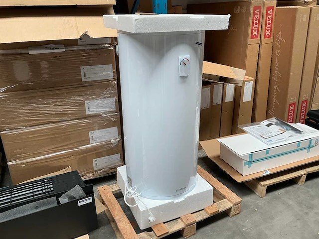 Bosch tronic 4000 t elektrische boiler 115l - afbeelding 1 van  4