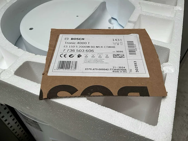 Bosch tronic 4000 t elektrische boiler - afbeelding 3 van  4