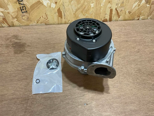Bosch ventilator 45/60kw - afbeelding 4 van  8
