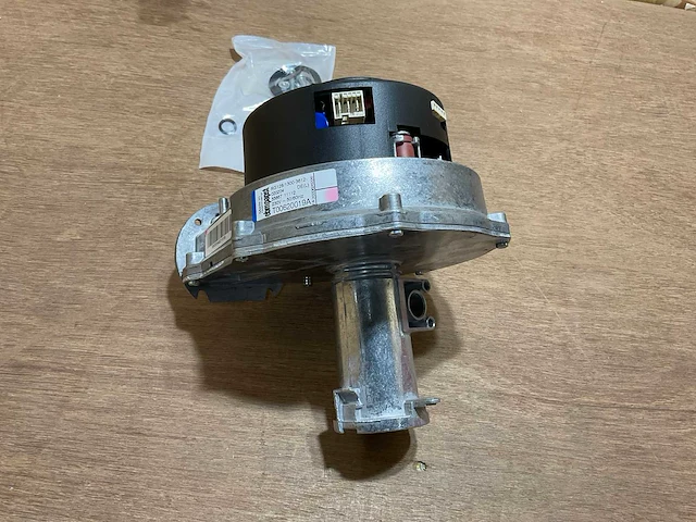 Bosch ventilator 45/60kw - afbeelding 5 van  8