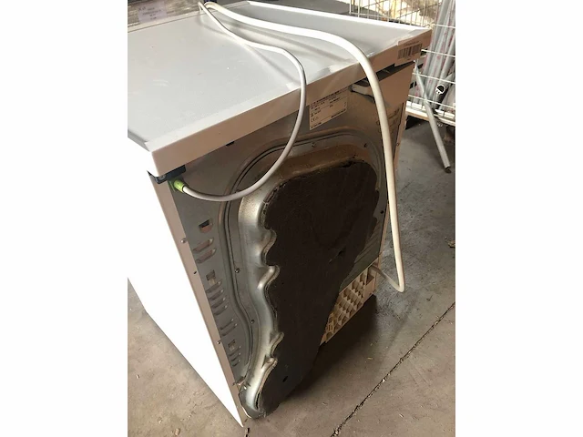 Bosch warmtepomp droger gebruikt 230v 6 kg 2500w - afbeelding 2 van  4