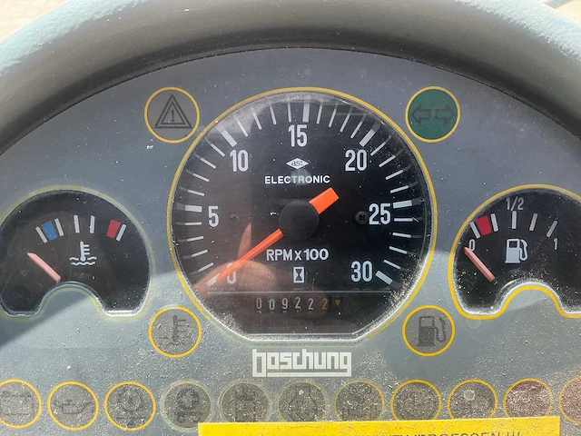 Boschung p4-t pony multicar / transportvoertuig - afbeelding 13 van  27