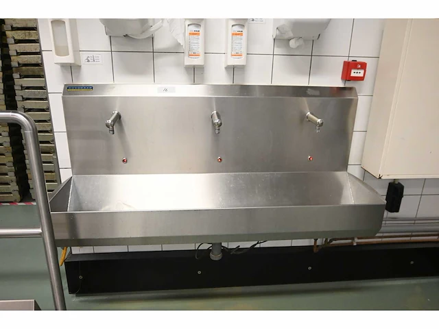 Bosgraaf 3-delige rvs sensor spoelbak - afbeelding 2 van  4