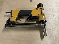 Bostich 21680b pneumatische tacker (2x) - afbeelding 2 van  4