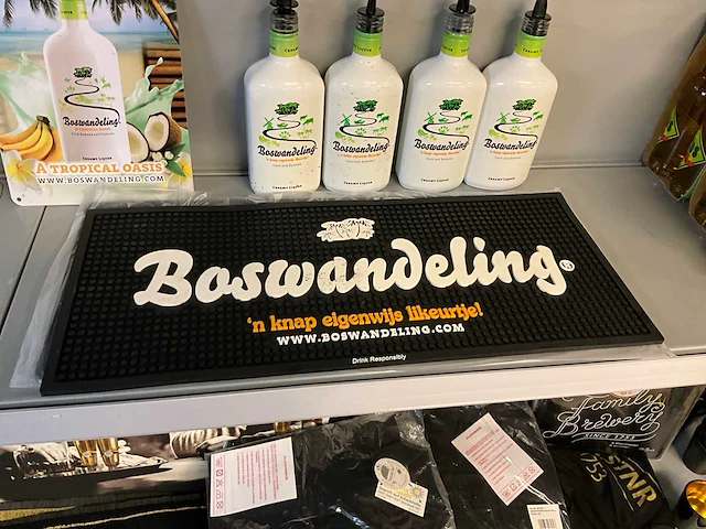 Boswandeling merchandising (7x) - afbeelding 5 van  6