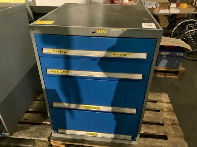 Bott ladekast werkplaatsmeubilair - afbeelding 1 van  4