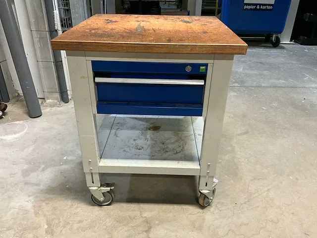 Bott mobiele montagetafel - afbeelding 1 van  6