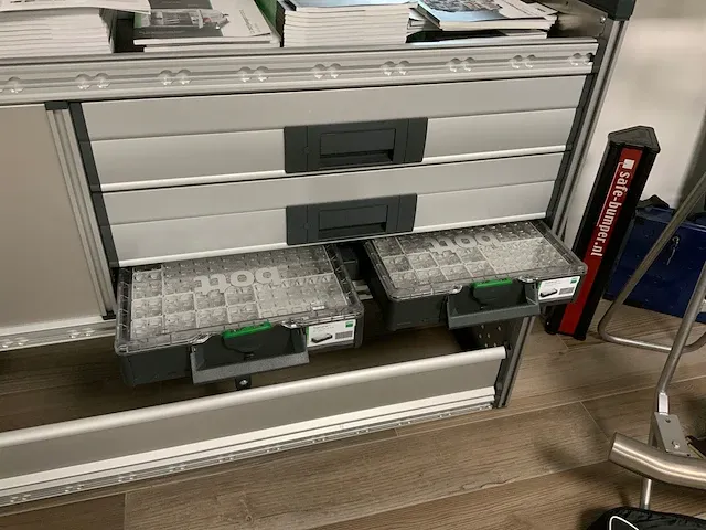 Bott vario3 bedrijfswageninrichtingsysteem - afbeelding 2 van  13