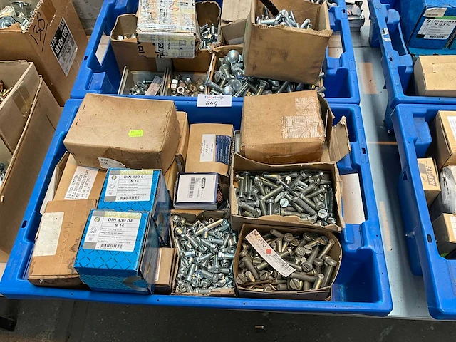 Bouten en moeren - afbeelding 3 van  4