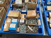 Bouten en moeren - afbeelding 3 van  4