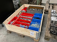 Bouten, moeren & ringen - afbeelding 1 van  10