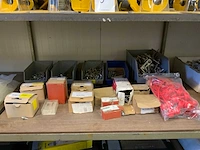 Bouw- en bevestigingsmateriaal - afbeelding 3 van  4