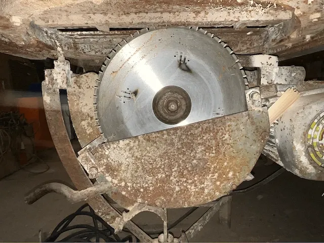 Bouw zaagtafel - afbeelding 8 van  11