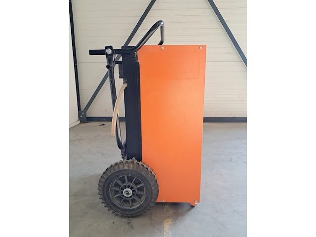 Bouwdroger 150l 230v trotec, ttk 800, bouwjaar 2013 - afbeelding 5 van  7