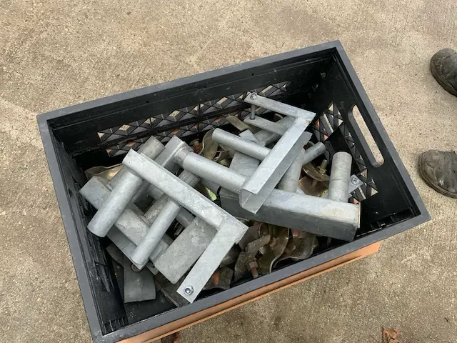 Bouwhek klemmen (33x) - afbeelding 1 van  2