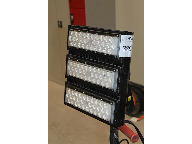 Bouwlamp led op statief ecolight. - afbeelding 3 van  4