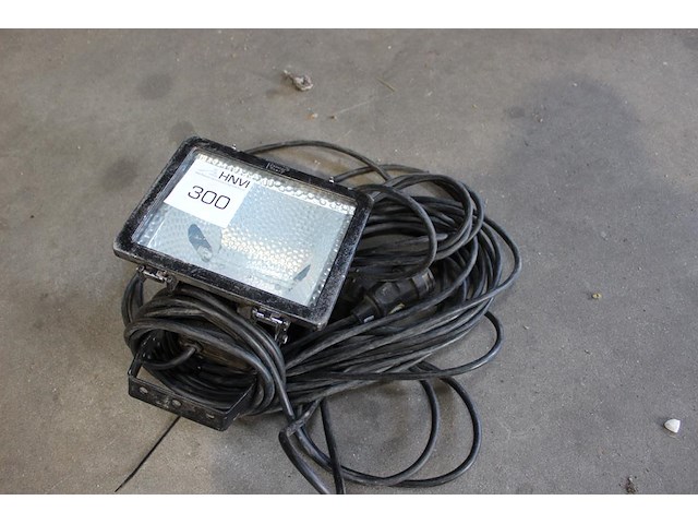 Bouwlamp met verlengkabel. - afbeelding 1 van  1