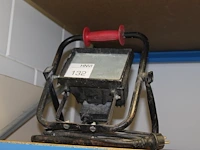 Bouwlamp op statief. - afbeelding 2 van  3