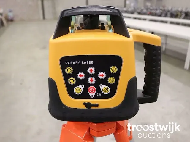 Bouwlaser op statief - afbeelding 1 van  5