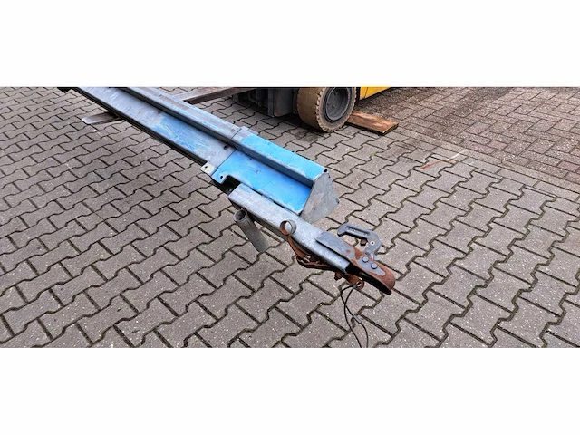 Bouwlift met mast 330cm - afbeelding 5 van  6