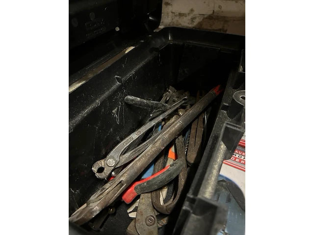 Bouwmarkt artikelen, snoeren en gereedschap - afbeelding 7 van  7