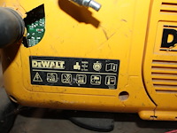 Bouwradio dewalt. - afbeelding 2 van  3