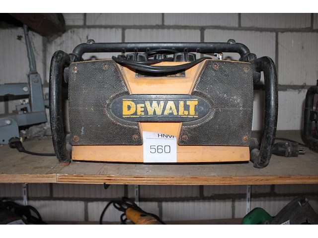 Bouwradio dewalt. - afbeelding 1 van  2