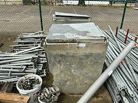 Bouwwaterput (2x) - afbeelding 1 van  5