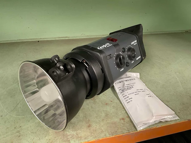 Bowens gm750 plus+ studio flash light - afbeelding 1 van  6