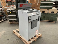 Bowlingbal reinigingsmachine - afbeelding 3 van  10