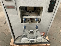 Bowlingbal reinigingsmachine - afbeelding 6 van  10