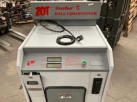 Bowlingbal reinigingsmachine - afbeelding 7 van  10