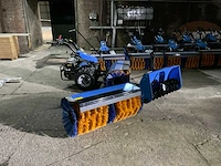 Boxer 120 cm zelfrijdende veegmachine met accessoires - afbeelding 1 van  23