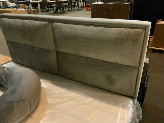 Boxspring met opbergruimte 160x200cm - afbeelding 2 van  8