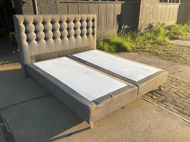 Boxspring - afbeelding 4 van  10