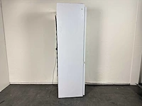 B&q ghbi7070ffuk inbouw koel-vries combinatie 182 l 41 db wit - afbeelding 7 van  7
