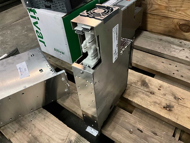 B&r acopos multi 8b0c0320hc00.00a-1 power supply - afbeelding 4 van  5