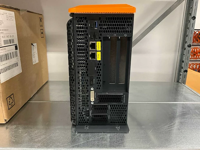B&r apc 910 industriële computer (2x) - afbeelding 3 van  5